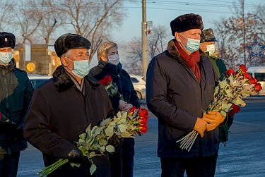 Героям – вечная память и слава